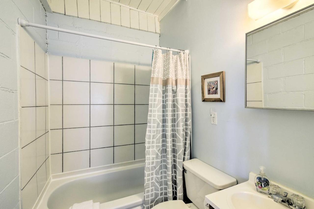 Bright Myrtle Beach Bungalow Steps To The Beach! エクステリア 写真